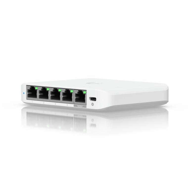 Image UBIQUITI NETWORKS Compact, 5-port 2.5G switch