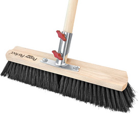 Image Peggy Perfect Saalbesen "Tiger" mit Holzstiel, 600 mm