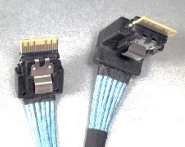 Image INTEL Cable Kit 1U SlimSas Cable x4 (CPU to HSBP) Kit CYPCBLSL104KIT
