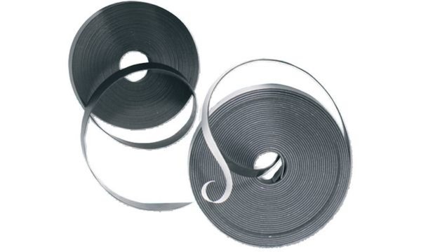 Image KENSINGTON nobo Magnetband, selbstklebend, 10 mm x 10 m, schwarz macht Objekte 