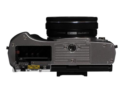 OLYMPUS OM-D E-M10 Mark IV 1442 EZ Pancake Kit (EZ) Digitalkamera 21.8 Megapixe