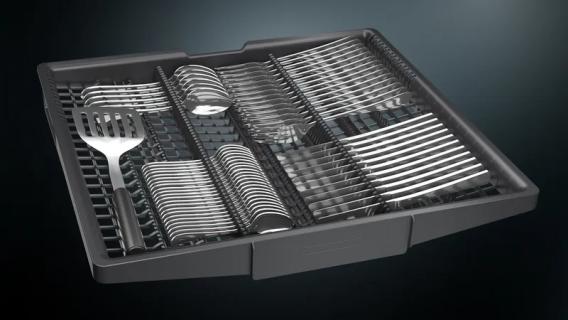 Image 1704c7c4557f1d0c4ae74da0b8668902e40f2d41.jpg Image