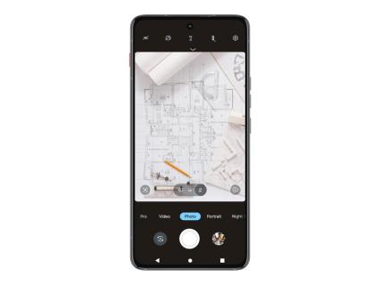 MOTOROLA ThinkPhone - 5G Smartphone - Dual-SIM - RAM 8 GB / Interner Speicher 2