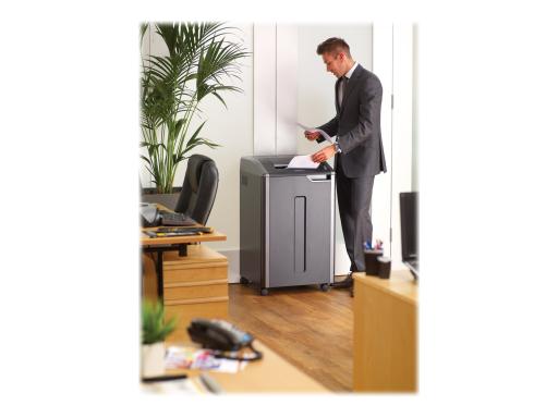 Image 573ad82f-f53a-43c8-9732-db88ed9906e4.jpg Image