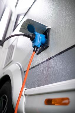 BRENNENSTUHL Camping/Maritim CEE Verlängerungskabel 1,5m