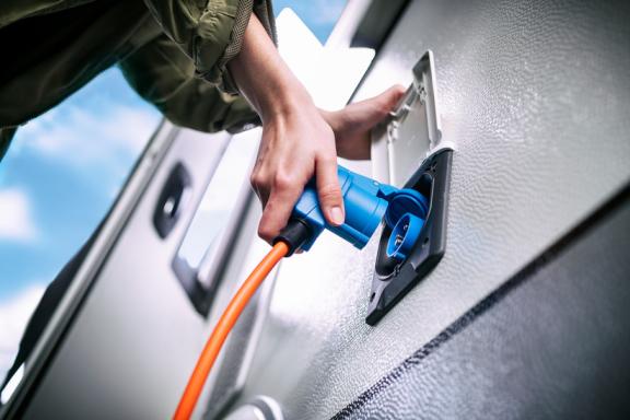 Image 91128074_7684171013.jpg Image