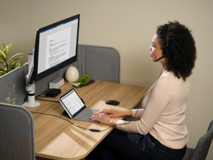 Image 93986080_6682906846.jpg Image