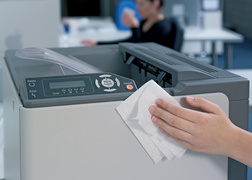 DURABLE Oberflächen-Reinigungstüche r SUPERCLEAN 50, 50 Stück (9578802)