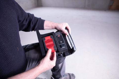 Image 98947998_8541673347.jpg Image