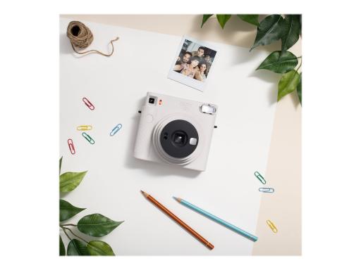 Image FUJIFILM_Instax_SQ1_Sofortbildkamera_Wei_img7_4111533.jpg Image