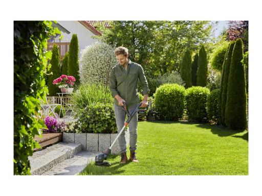 Image GARDENA_ComfortCut_Ready-To-Use_Set_Akku-Rasentrimmer-Set_img9_4589117.jpg Image