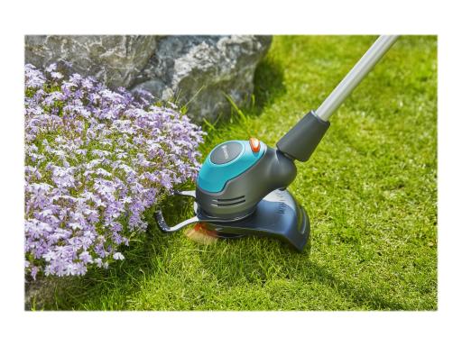 Image GARDENA_EasyCut_2318V_P4A_solo_Akku-Rasentrimmer_img3_4435459.jpg Image