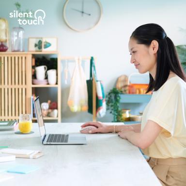 Image LOGITECH_Signature_M650_Wireless_Mouse_ROSE_img2_4516920.jpg Image