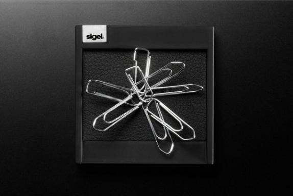 SIGEL Klammern-Spender "cintano:S", saphirschwarz Klammernhalter aus Lederimita