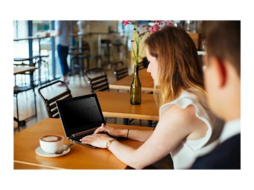 Image TARGUS_Privacy_Screen_396cm_156Zoll_Widescreen_img6_3713583.jpg Image