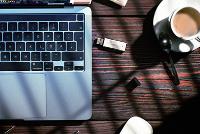 MediaRange USB-Stick MR1901 silber, schwarz 64 GB