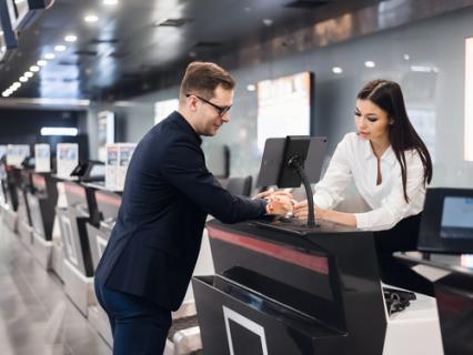 Image e856f76596efdae6f7d840b2129408b455b5f1fc.jpg Image