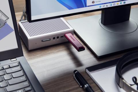 Image ebe2ae2da36b160a659cf36e294a49c3.jpg Image