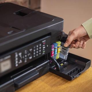 Image ed0c11603ee4d3308dd2ff009c3cd45b80ed257f.jpg Image