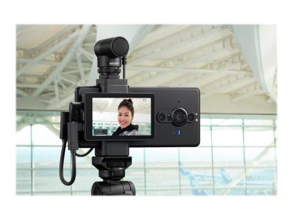 Image fd30bfdb-a96d-418d-9e37-83472c168261.jpg Image